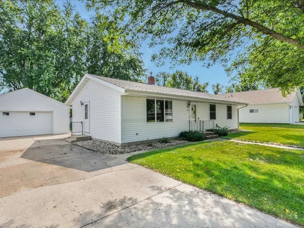 320 Western Ave N, Brooten, MN 56316