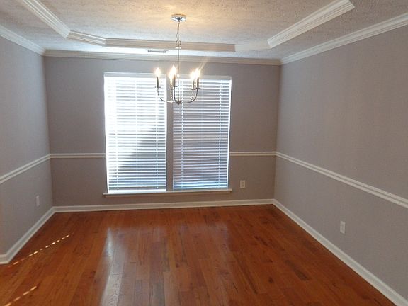 2nd image of 9006 Merlot Dr