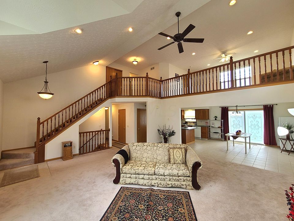 1st image of 1010 Mueller Dr