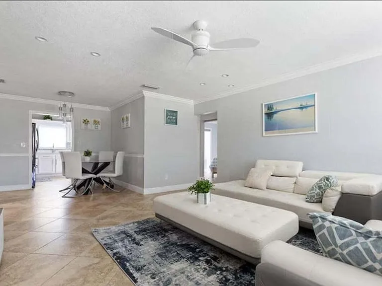 337 Balsam St — Photo 8