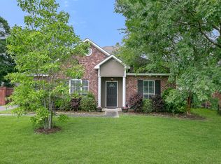 14409 Whispering Oaks Dr, Gonzales, LA 70737