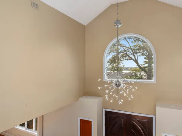 104 Malba Drive image 17 of 25