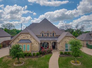 7328 Winding Way Dr, Arlington, TX 76001