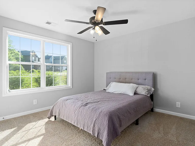 1055 Barnhill Rd — Photo 23