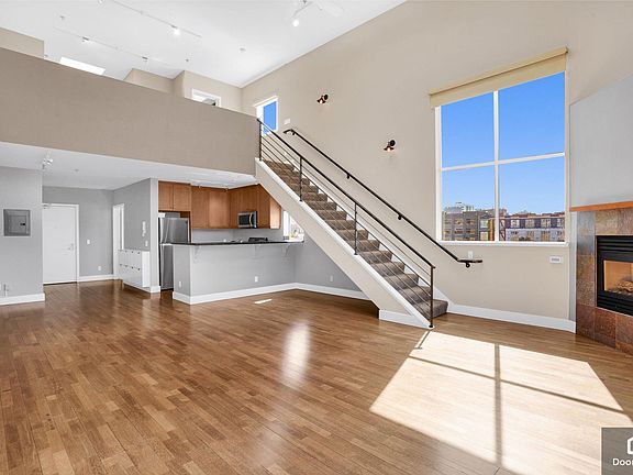 5th image of 128-9 Morris St