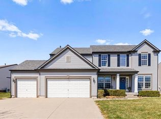 9318 Kenton St, Lenexa, KS 66227