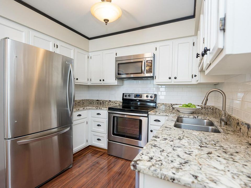 1st image of 5399 Bennington Woods Ct