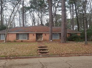 5547 Marblehead Dr, Jackson, MS 39211