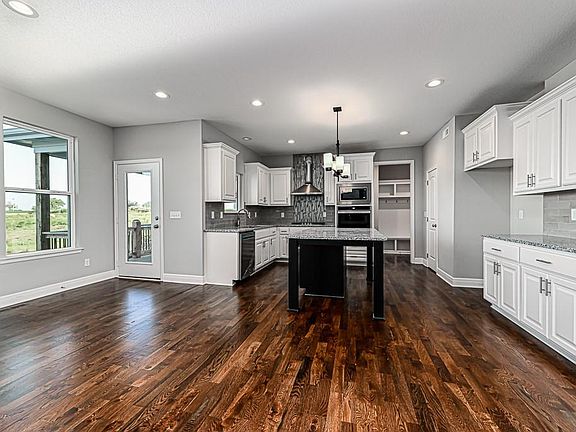 2nd image of 15635 Austin Ct