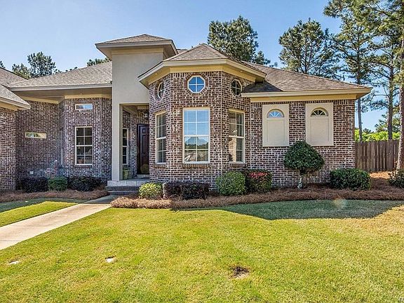 3rd image of 612 Keeneland Ct
