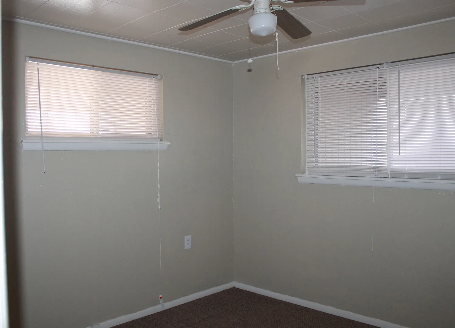 3035 Del View — Photo 3