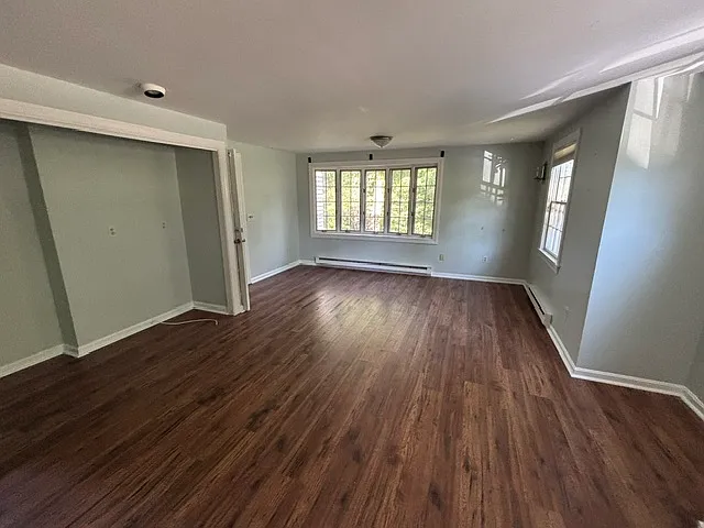 348 Nayatt Rd — Photo 4
