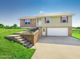 9450 Erika Ln, New Bloomfield, MO 65063