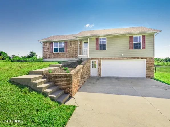 9450 Erika Ln, New Bloomfield, MO 65063