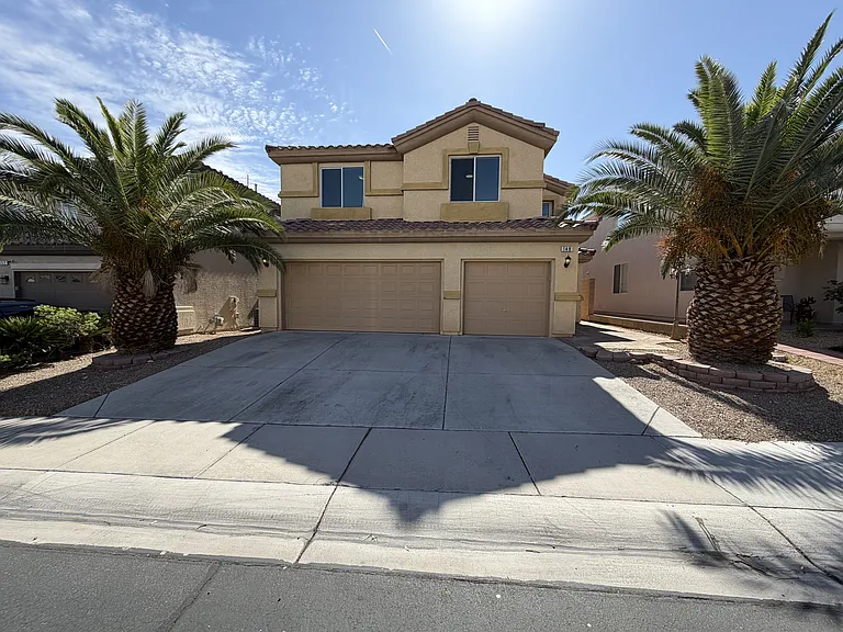 148 Macoby Run St — Photo 2