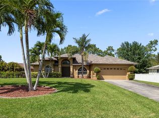 6633 Dabney St, Fort Myers, FL 33966