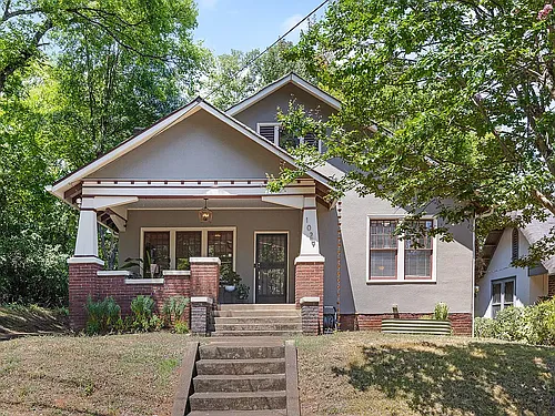 1029 E 5th St Photo 1