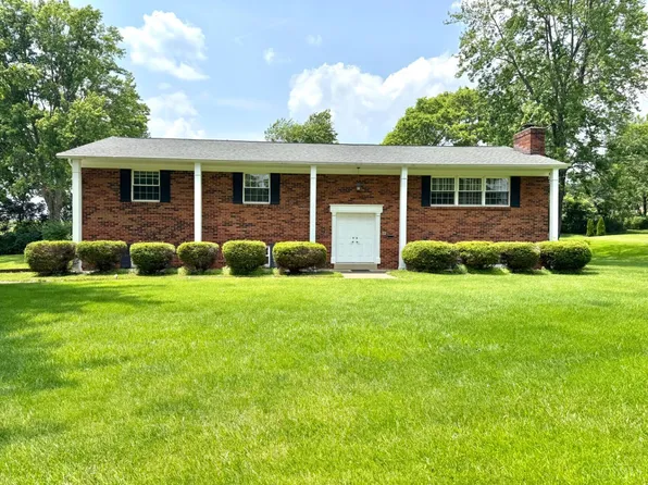 8621 Brookridge Dr, West Chester, OH 45069