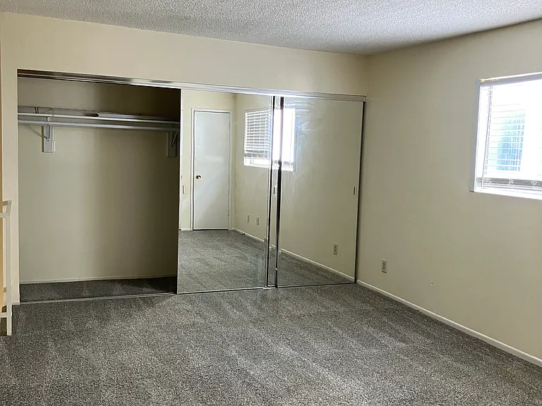 4628 Fulton Ave #5 — Photo 7