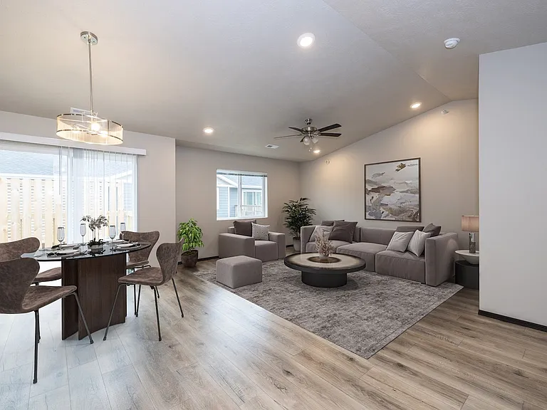 Granite Townhomes — Photo 6