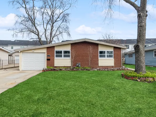 2800 Martin Ln, Rolling Meadows, IL 60008