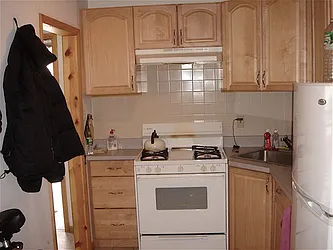 Rented by Aidonis Realty