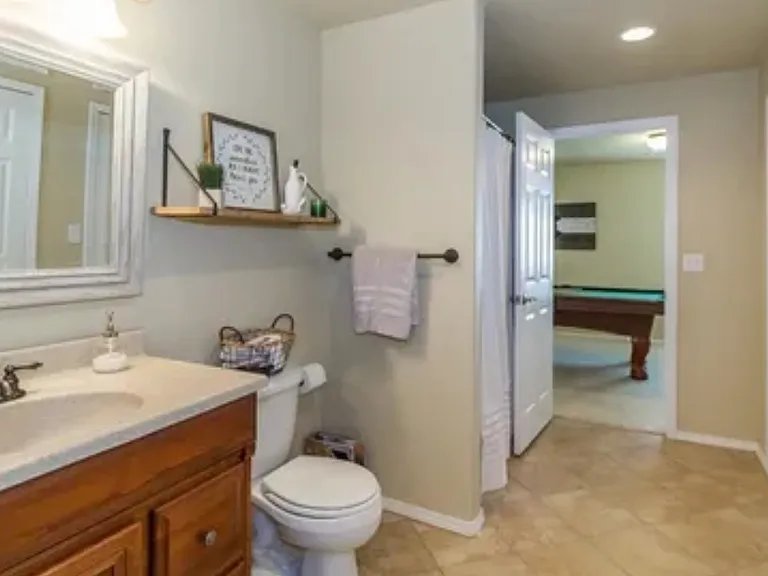 1333 Lookout Springs Dr — Photo 23