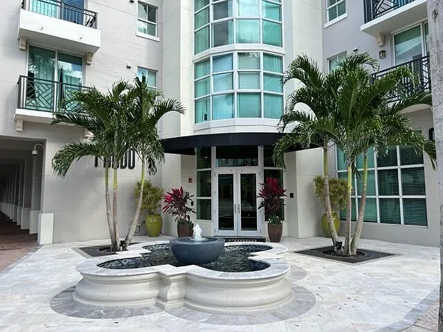 600 S Dixie Hwy #752 — Photo 30
