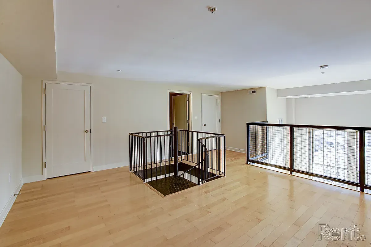 City View Lofts — Photo 4