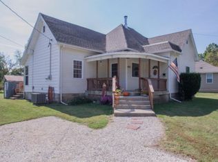 600 W Maple St, Marshfield, MO 65706