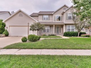 308 Dropseed Dr, Savoy, IL 61874