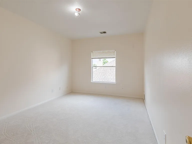 12214 Meadow Lane Ct — Photo 32