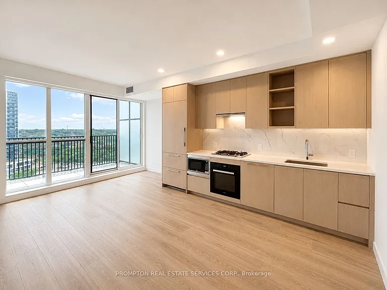 18 Esther Shiner Blvd #901 — Photo 1