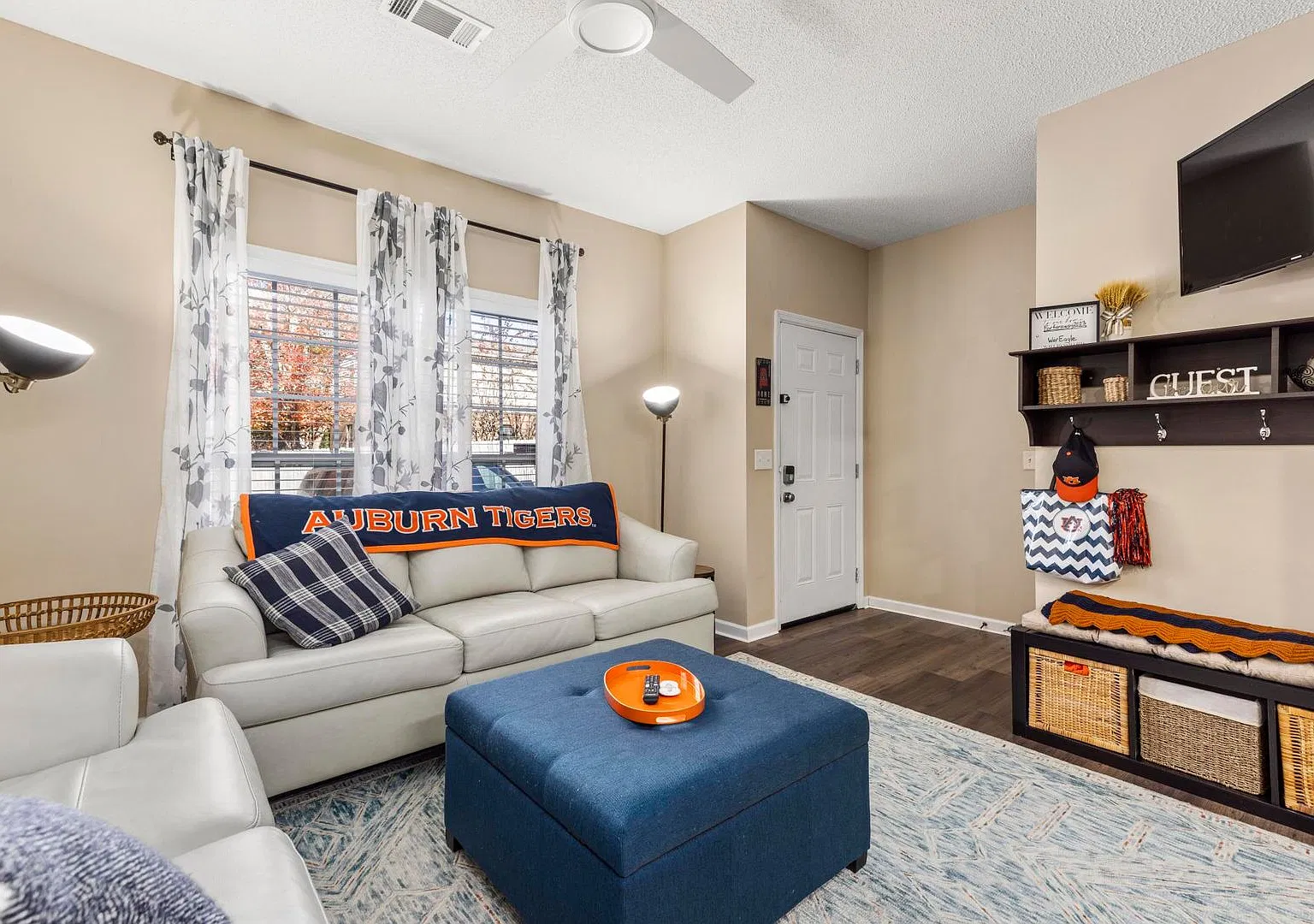 Victory Condominiums — Photo 1