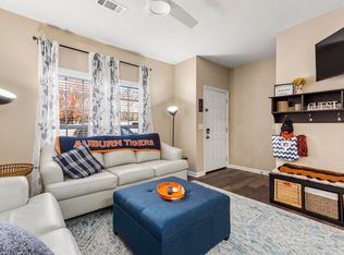 423 N Donahue Dr APT 5, Auburn, AL 36832