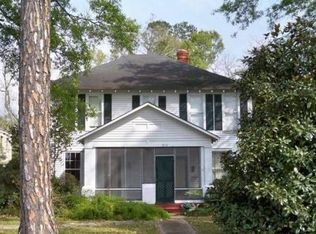 501 S Adams St, Welsh, LA 70591