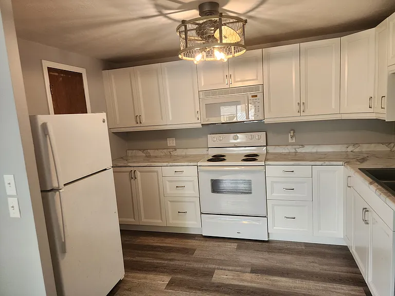 1298 S Bayshore Rd #1 — Photo 37