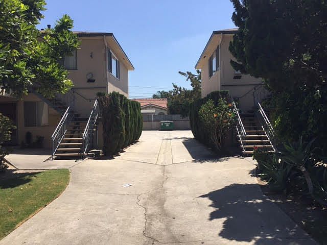 1st image of 10522 Arrington Ave APT 3