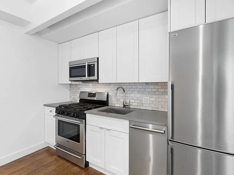 114 Ridge St #4F — Photo 2