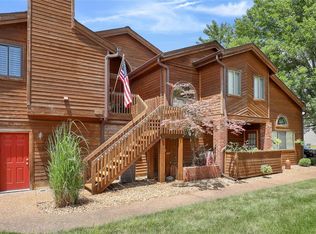 1709 Hemingway Ln #E, Saint Charles, MO 63304