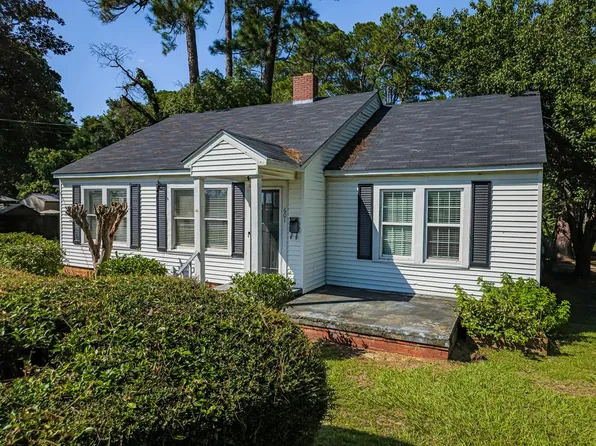 601 8th St W, Tifton, GA 31794