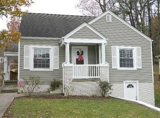 220 Clinton Ave, Marion, VA 24354