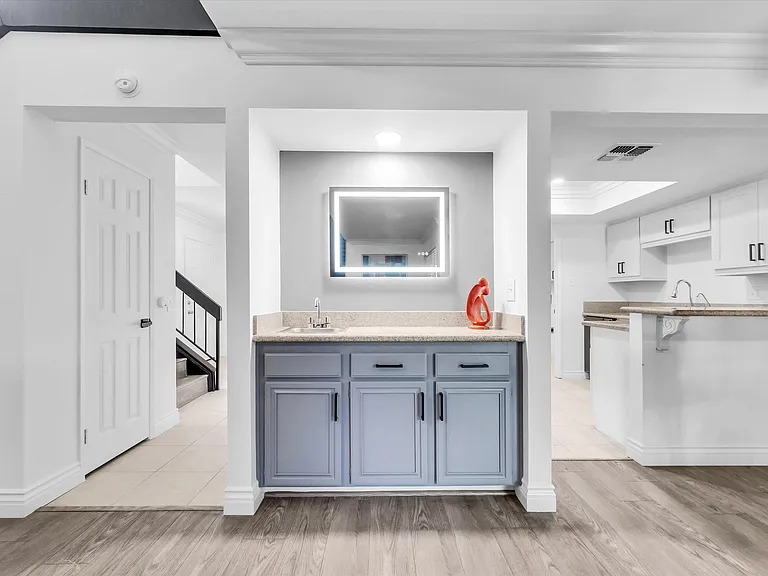 4150 Schaefer Ave #29 — Photo 6