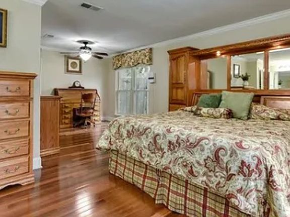 5th image of 8303 Loralinda Dr