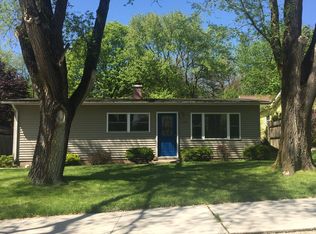 1256 Park Ave, Valparaiso, IN 46385