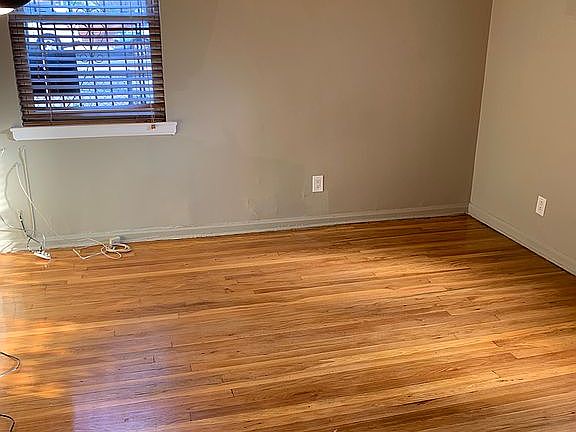 4th image of 3063 82nd St