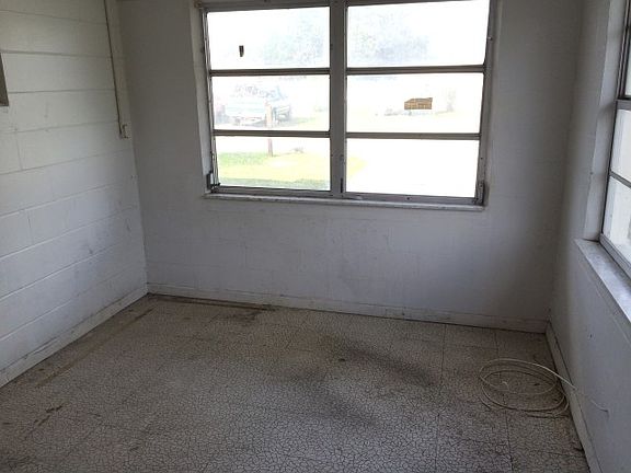 5th image of 4020 Flamingo Dr