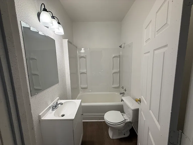 431 Vine St — Photo 4