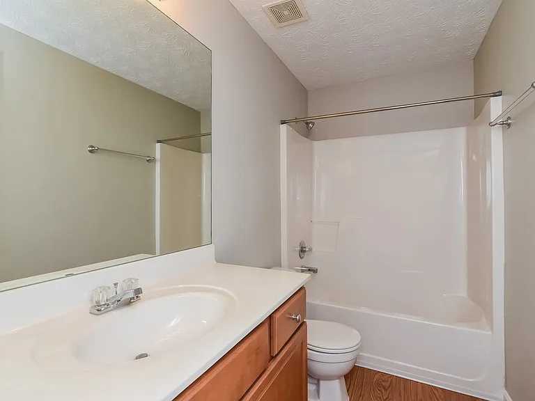 3088 Heatherbrook Trce — Photo 13