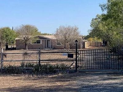 3564 Fm 117, Uvalde, TX, 78801